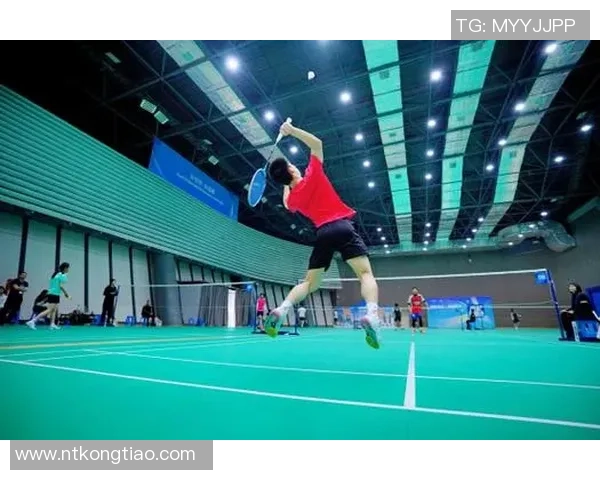 成都羽毛球队在城市联赛中的比赛经验与表现分析